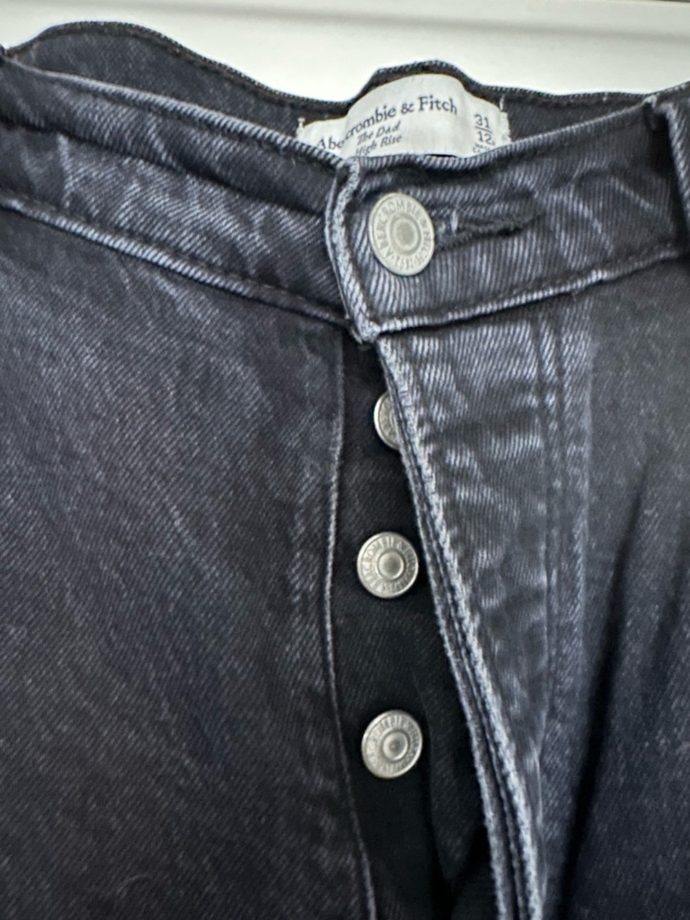 A&F Jeans - The Dad High Rise - Size 31 - Size 12 - Picture 7 of 13